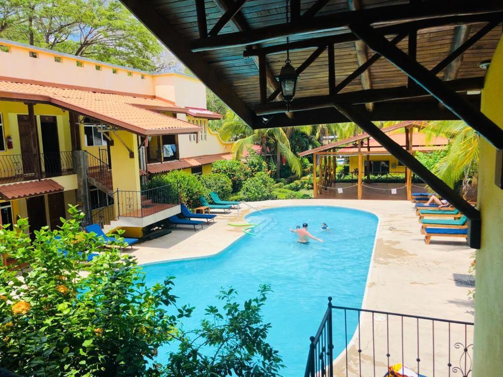 Hotel Isolina Beach بوتريرو المظهر الخارجي الصورة