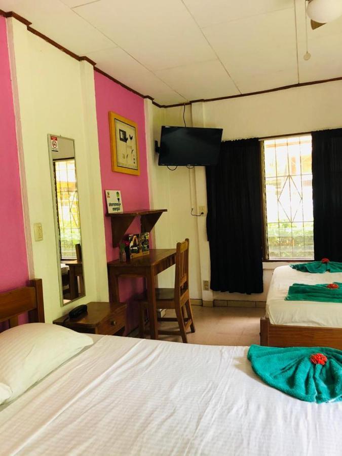 Hotel Isolina Beach بوتريرو المظهر الخارجي الصورة